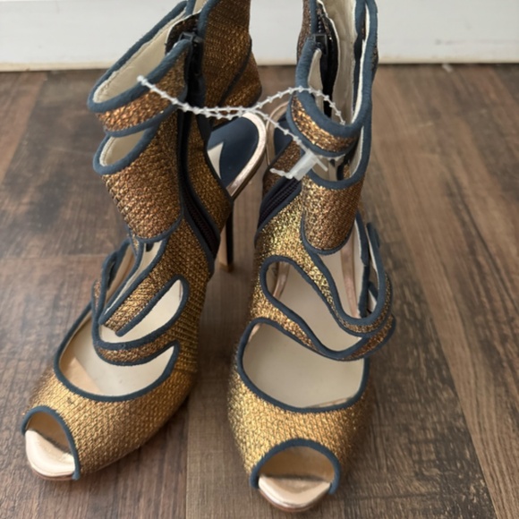 Rare Sophia Webster Amma Pumps - Picture 5 of 9